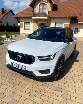 Volvo XC 40 cena 113900 przebieg: 128000, rok produkcji 2018 z Leżajsk małe 301